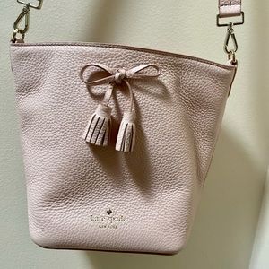 Kate Spade light pink cross body ♠️